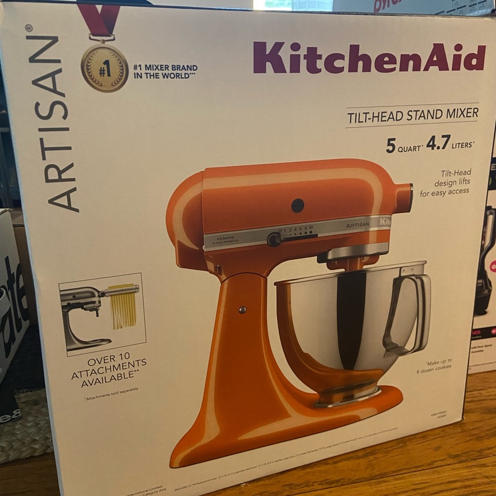 KitchenAid Artisan Tilt-Head Stand Mixer - Honey